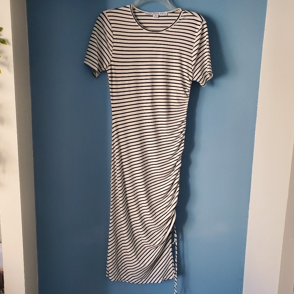 HYFVE, Size M, White and Black